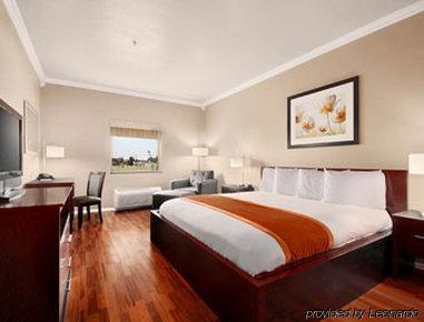 Lone Star Inn & Suites Groesbeck 外观 照片